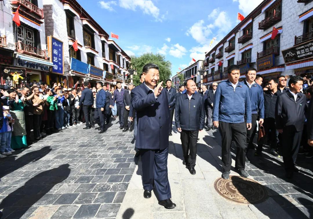 习近平赴西藏考察调研